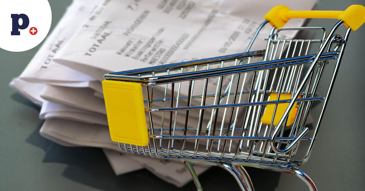 koszyk na zakupy i paragony