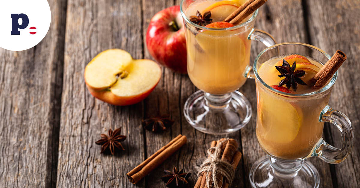 poncz w kubkach świątecznie ozdobiony