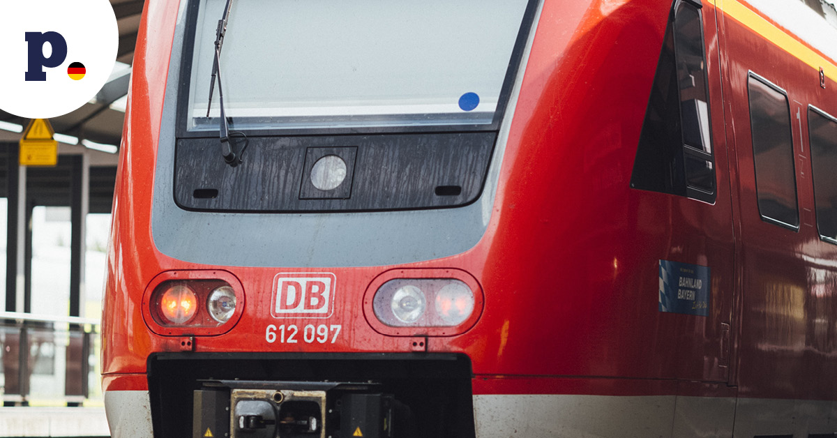 pociąg DB na stacji